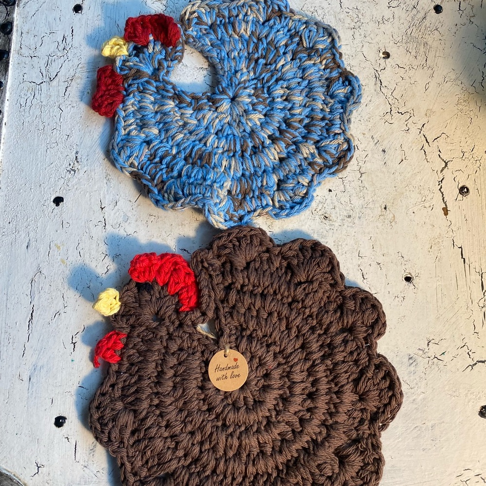 2 Chicken Pot Holders 100% Cotton $25